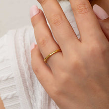 Laden Sie das Bild in den Galerie-Viewer, Ajda Ring 925 SILBER