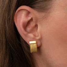 Laden Sie das Bild in den Galerie-Viewer, Trbzn Hasir Ohrringe Model 2
