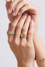 Laden Sie das Bild in den Galerie-Viewer, Fine Strass Ring