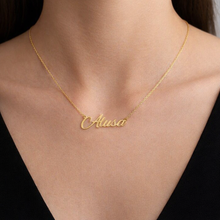 Laden Sie das Bild in den Galerie-Viewer, Namenskette - Schriftart Alex Brush