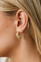 Laden Sie das Bild in den Galerie-Viewer, Leah Creolen