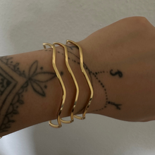 Laden Sie das Bild in den Galerie-Viewer, Ajda Zikzak 3stück Armreif