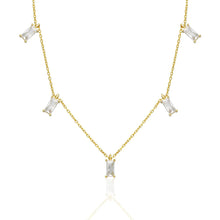 Laden Sie das Bild in den Galerie-Viewer, Baguette Charm Zirkonia Halskette