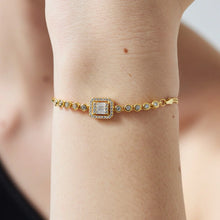Laden Sie das Bild in den Galerie-Viewer, Baguette mini Stones Armkette