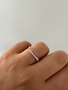 POINTED PEARL ZIRCONIA RING