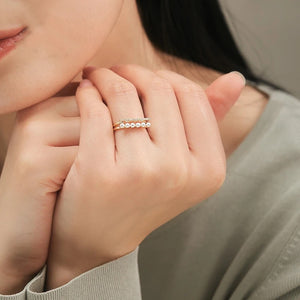 Pointed Pearl Squared Ring