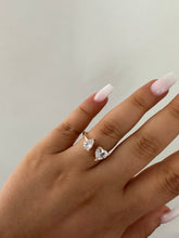 Laden Sie das Bild in den Galerie-Viewer, Heart Dia Ring