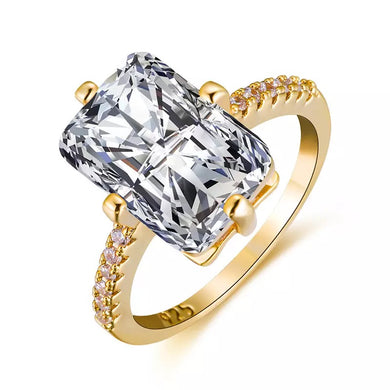 Luxury Diamond Ring